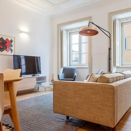 Brand New 2-bedroom In Estrela Apartamento