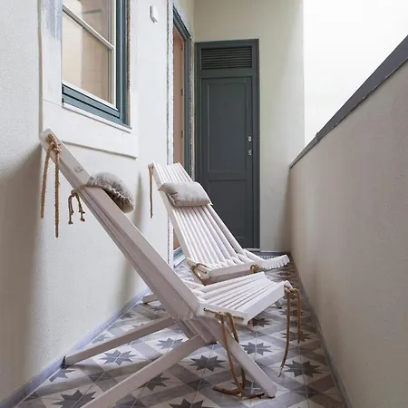 Brand New 2-bedroom In Estrela Διαμέρισμα